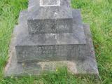 image of grave number 674439